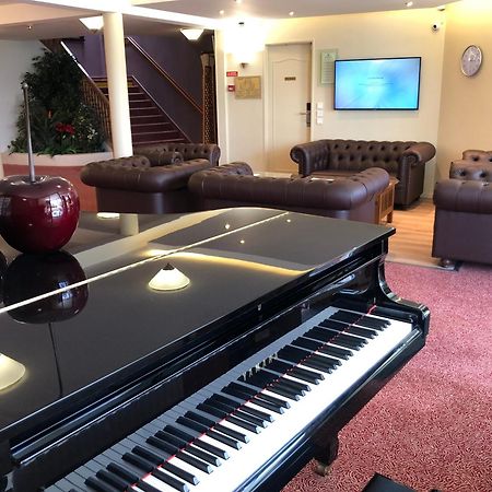 Hotel Altina Pacy-sur-Eure Εξωτερικό φωτογραφία
