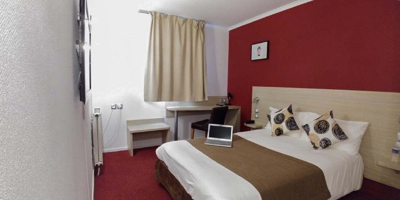 Hotel Altina Pacy-sur-Eure Εξωτερικό φωτογραφία