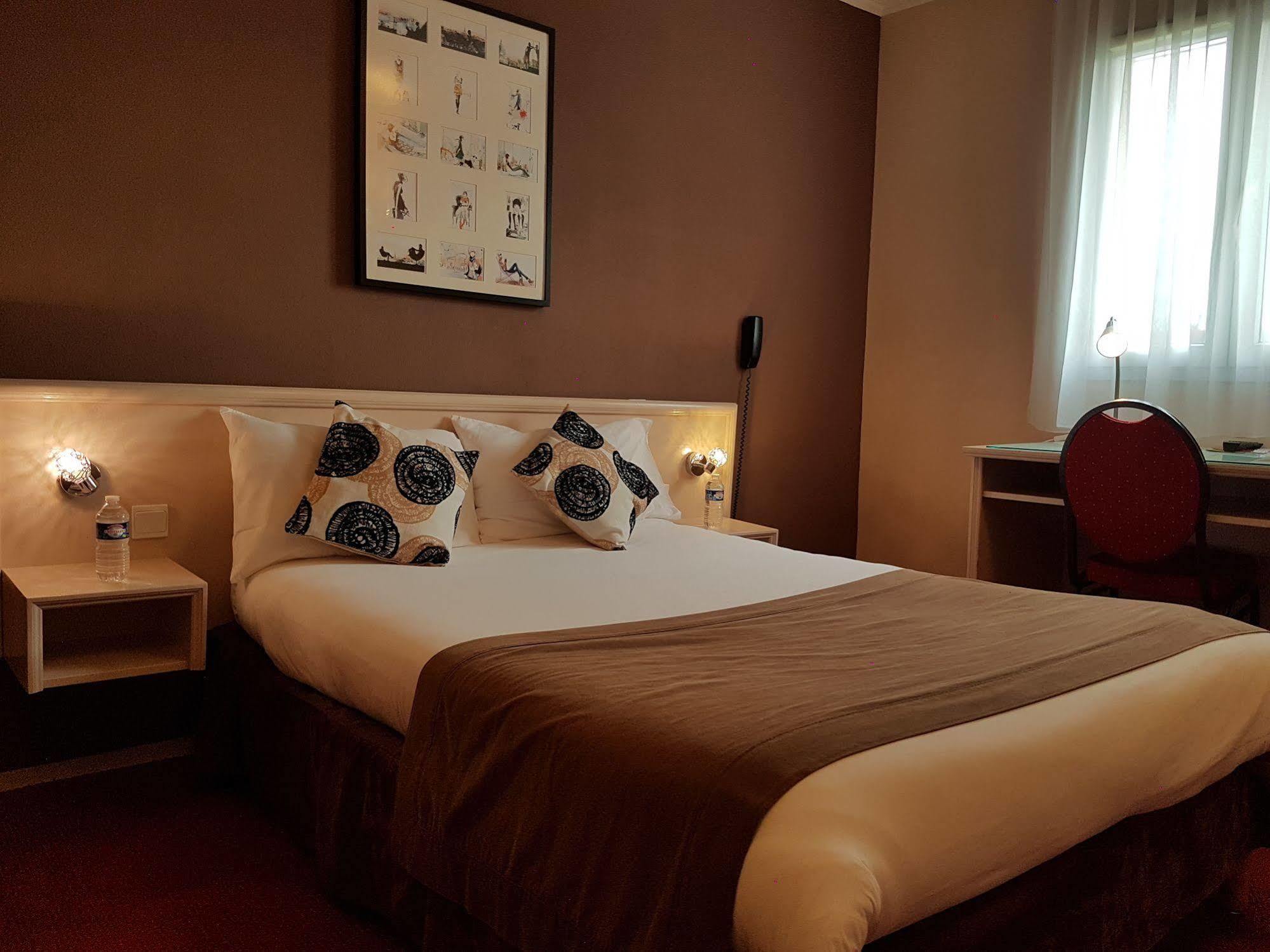 Hotel Altina Pacy-sur-Eure Εξωτερικό φωτογραφία