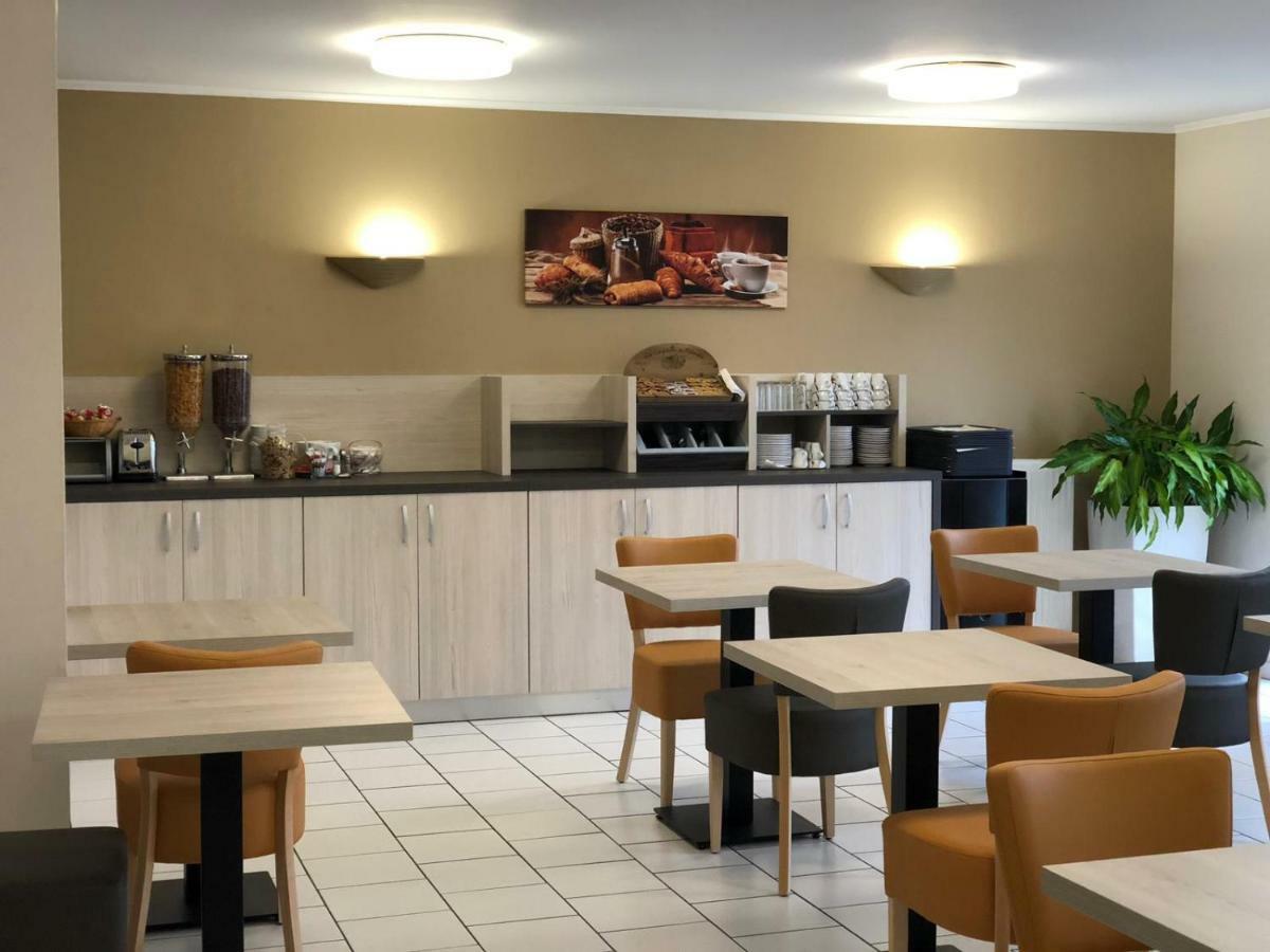 Hotel Altina Pacy-sur-Eure Εξωτερικό φωτογραφία