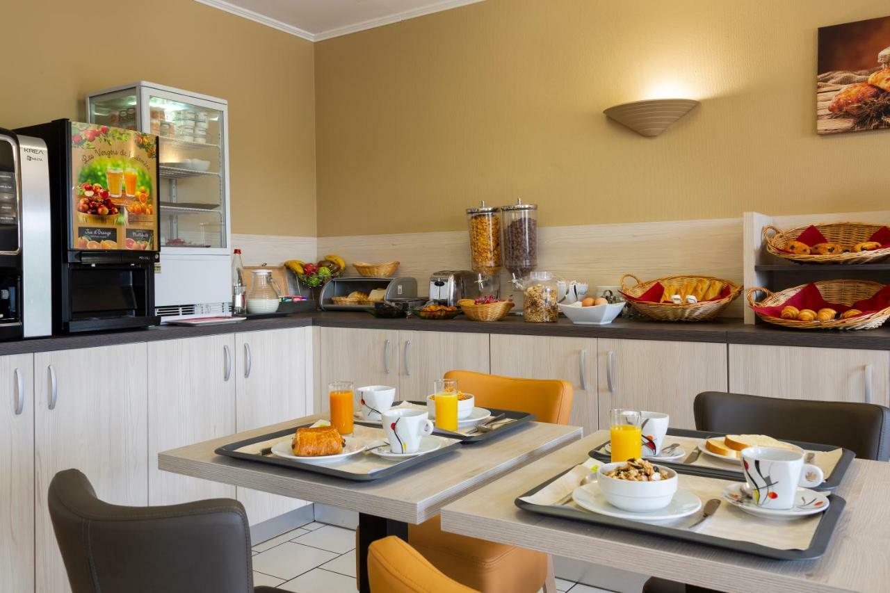 Hotel Altina Pacy-sur-Eure Εξωτερικό φωτογραφία